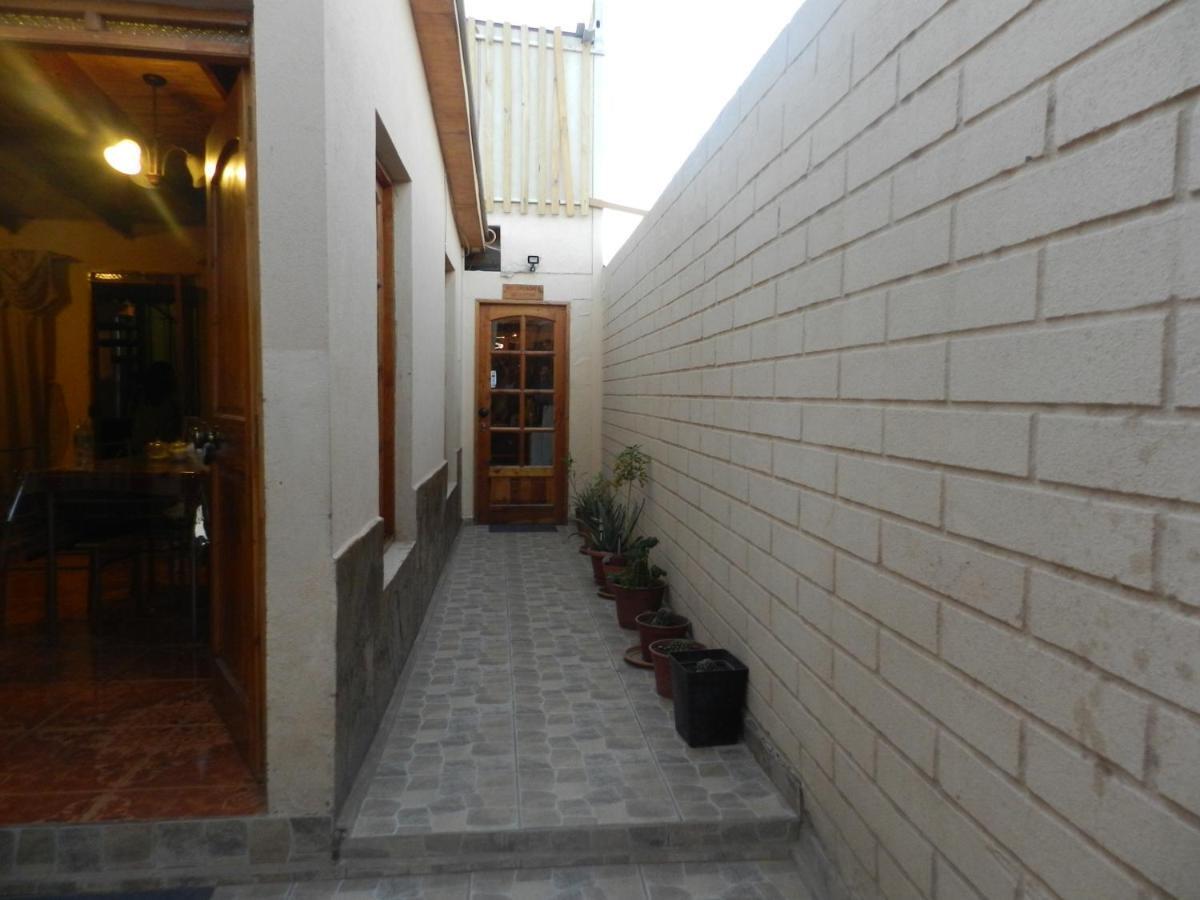 Hostal Illari San Pedro De Atacama Extérieur photo